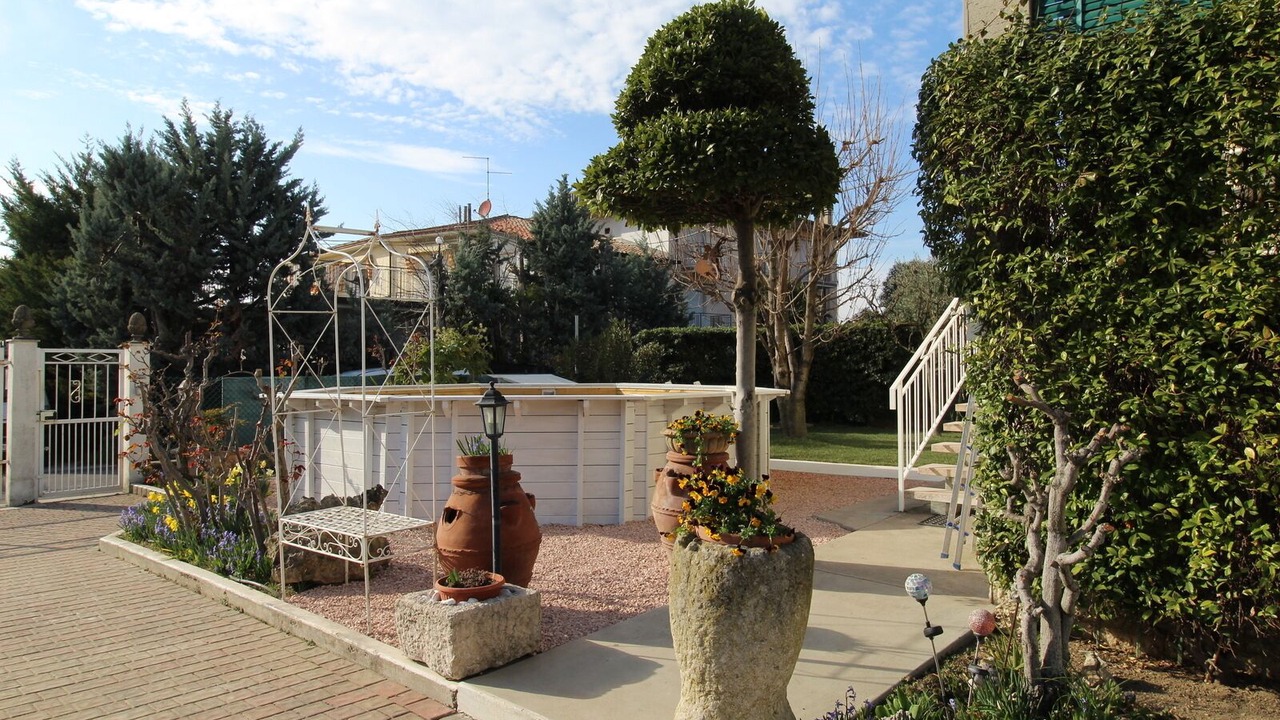 Photo of Outdoor in Montioni