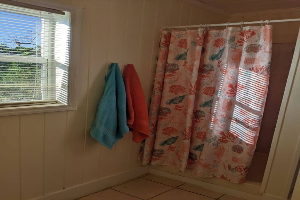 Photo of Bathroom in Green Turtle Cay