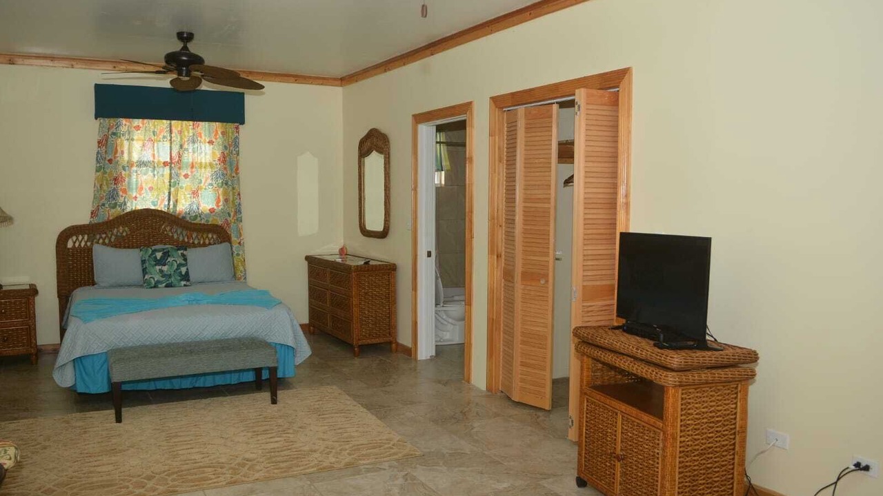 Photo of Bedroom in Rolleville