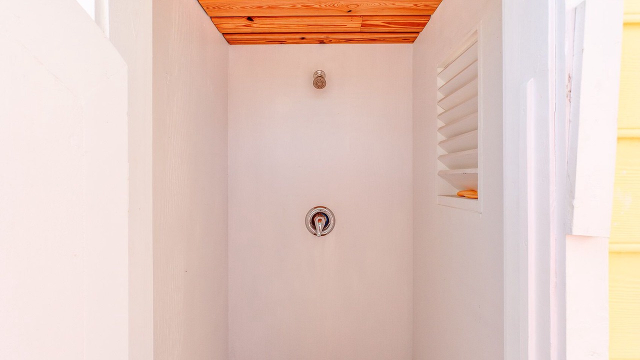 Photo of Bathroom in Hope Town