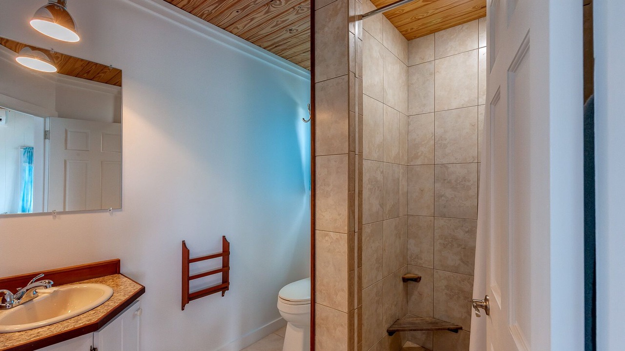 Photo of Bathroom in Hope Town
