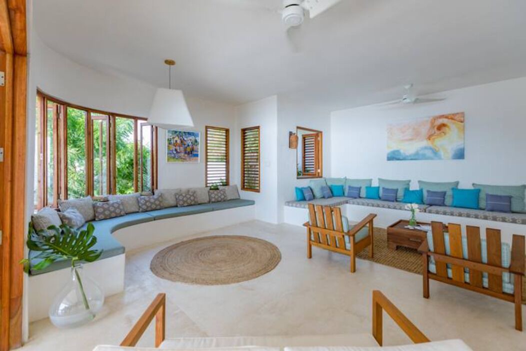 Photo of Livingroom in Treasure Beach