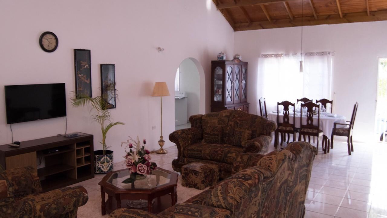 Photo of Livingroom in Burnt Savanna