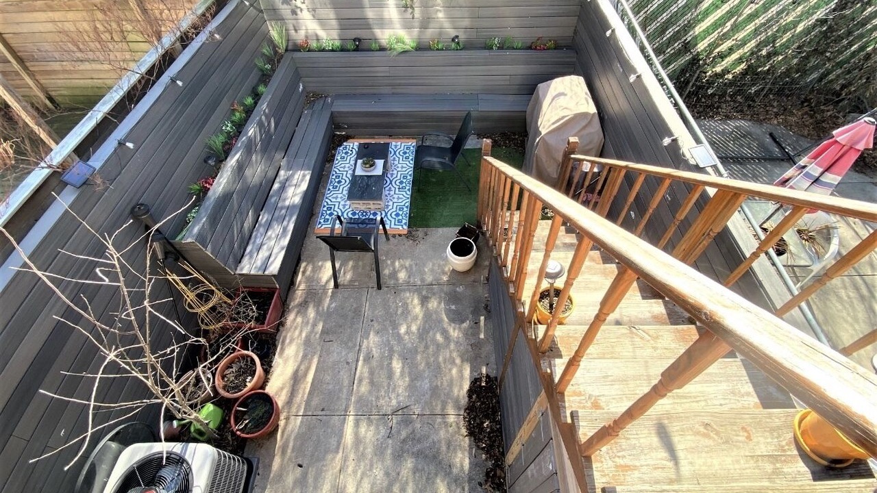 Photo of Outdoor in Ocean Hill
