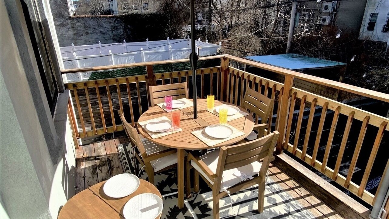 Photo of Outdoor in Ocean Hill