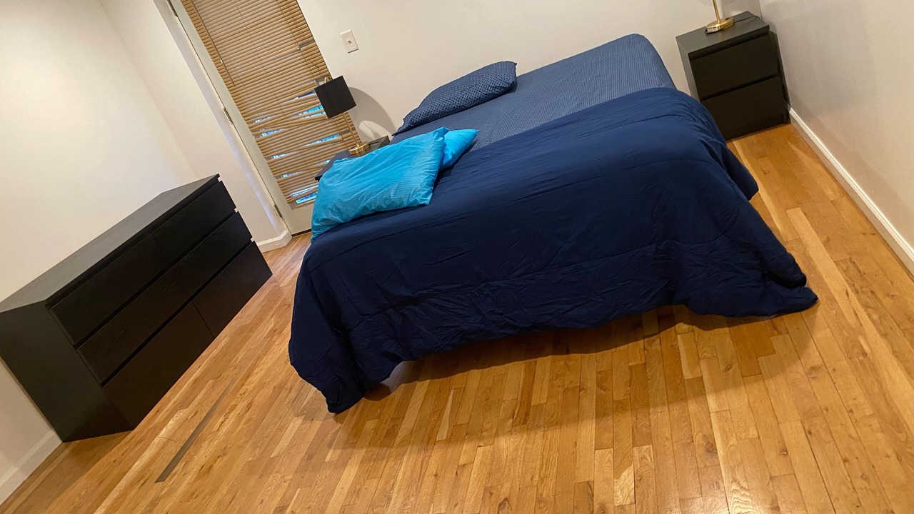 Photo of Bedroom in Throgs Neck