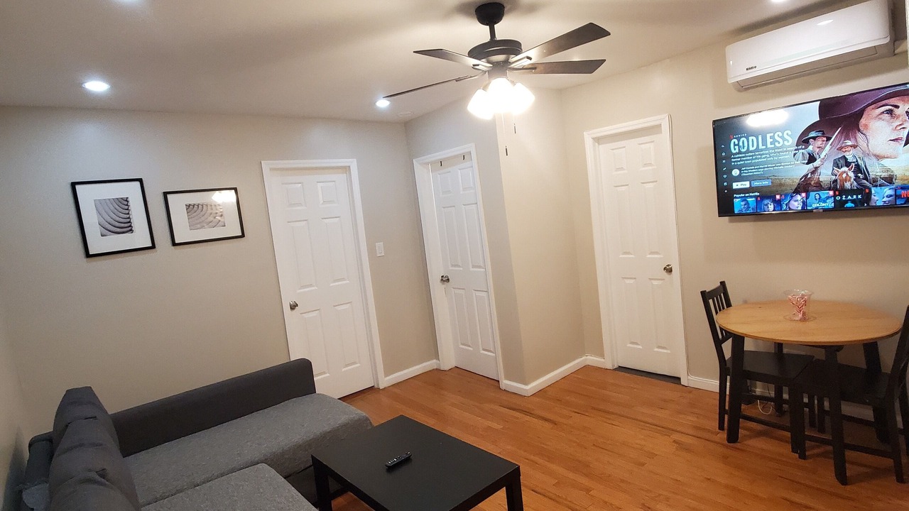 Photo of Livingroom in East New York