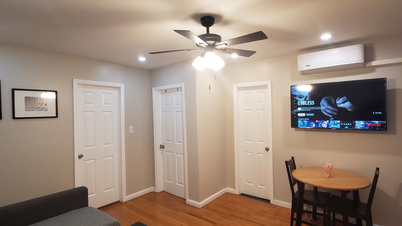 Photo of Livingroom in East New York