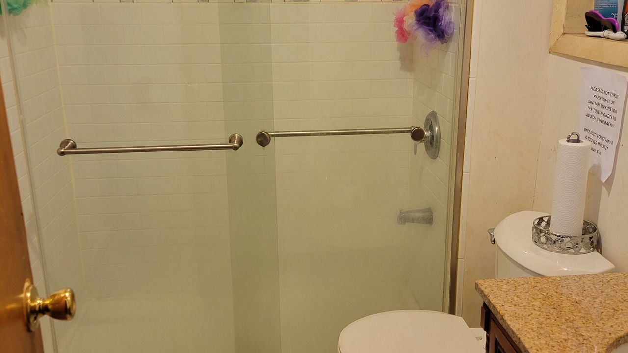 Photo of Bathroom in Canarsie