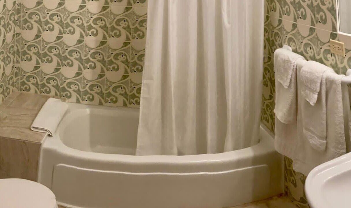 Photo of Bathroom in Cave