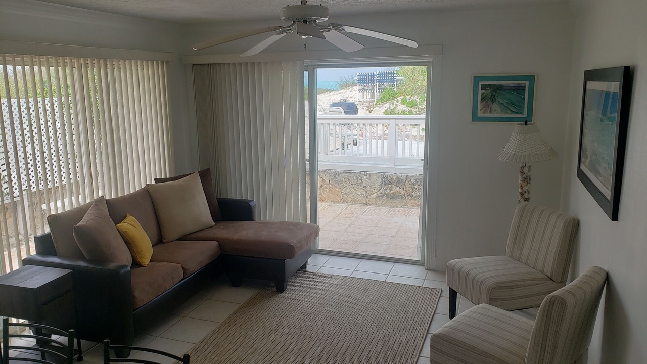 Photo of Livingroom in Treasure Cay