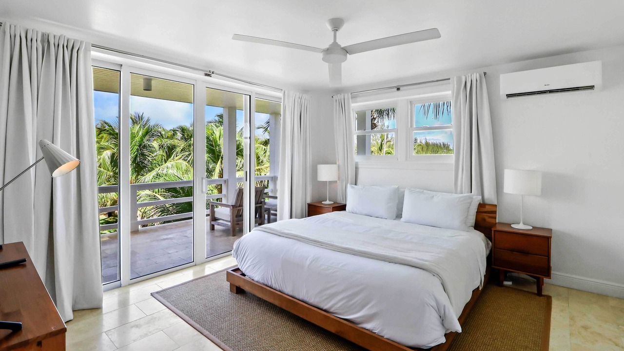 Photo of Bedroom in Gregory Town