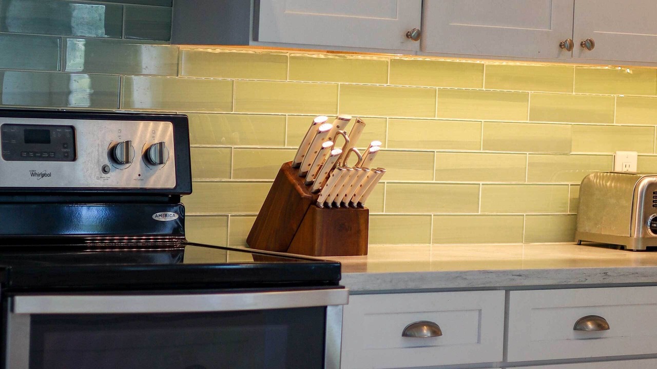 Photo of Kitchen in Gregory Town