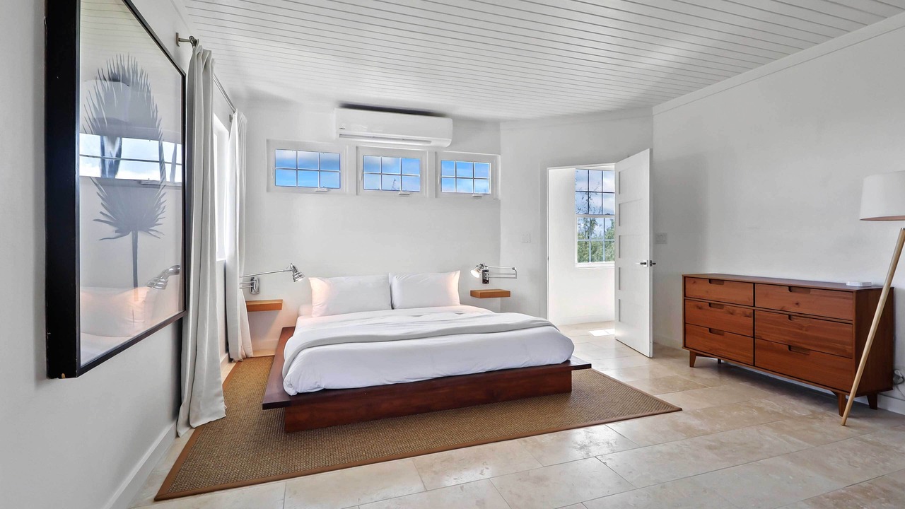 Photo of Bedroom in Gregory Town