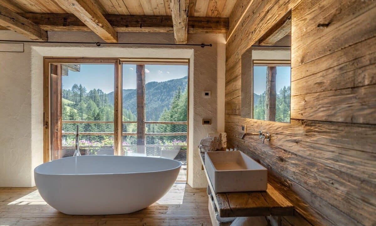 Photo of Bathroom in Livinallongo del Col di Lana
