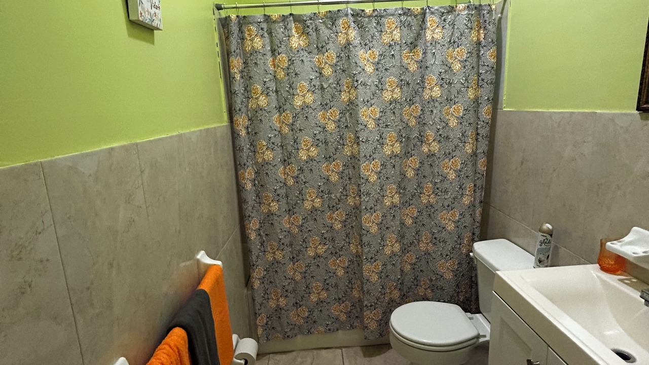 Photo of Bathroom in Rolleville