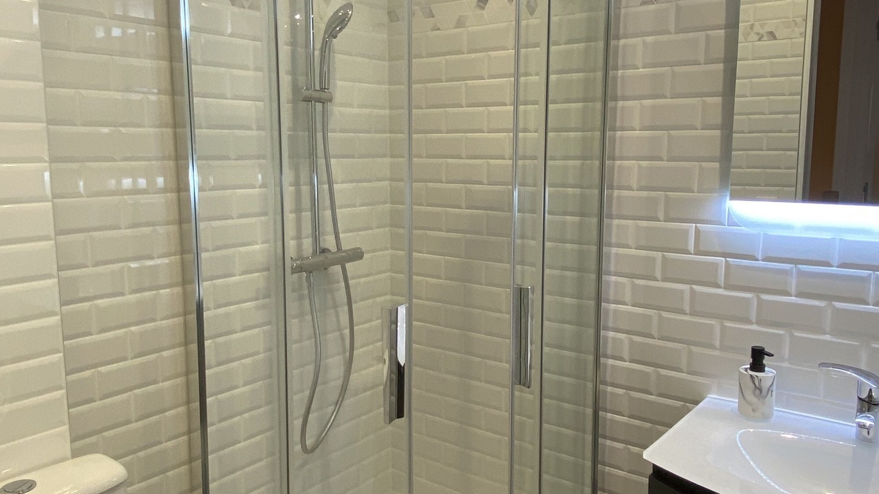 Photo of Bathroom in Alfortville