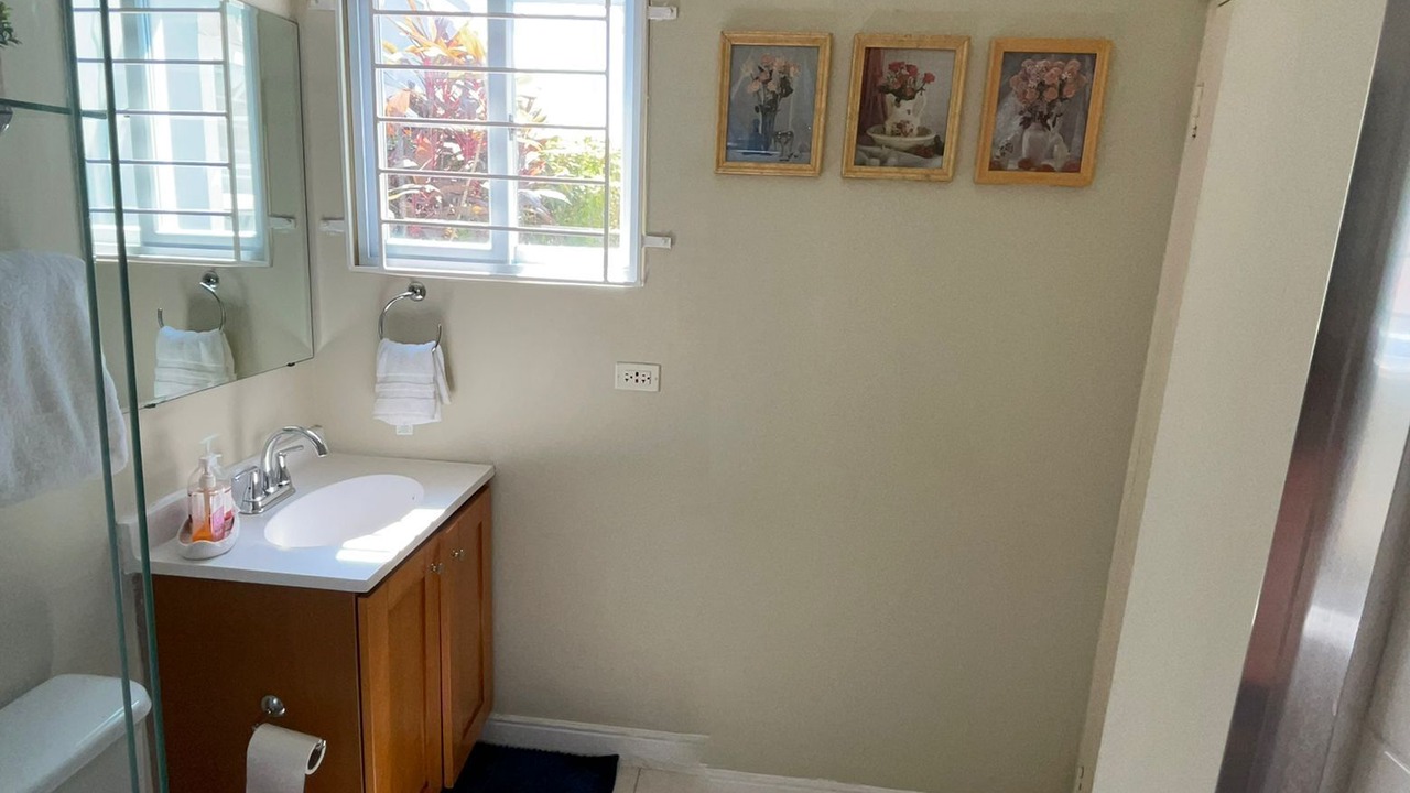 Photo of Bathroom in Spanish Town