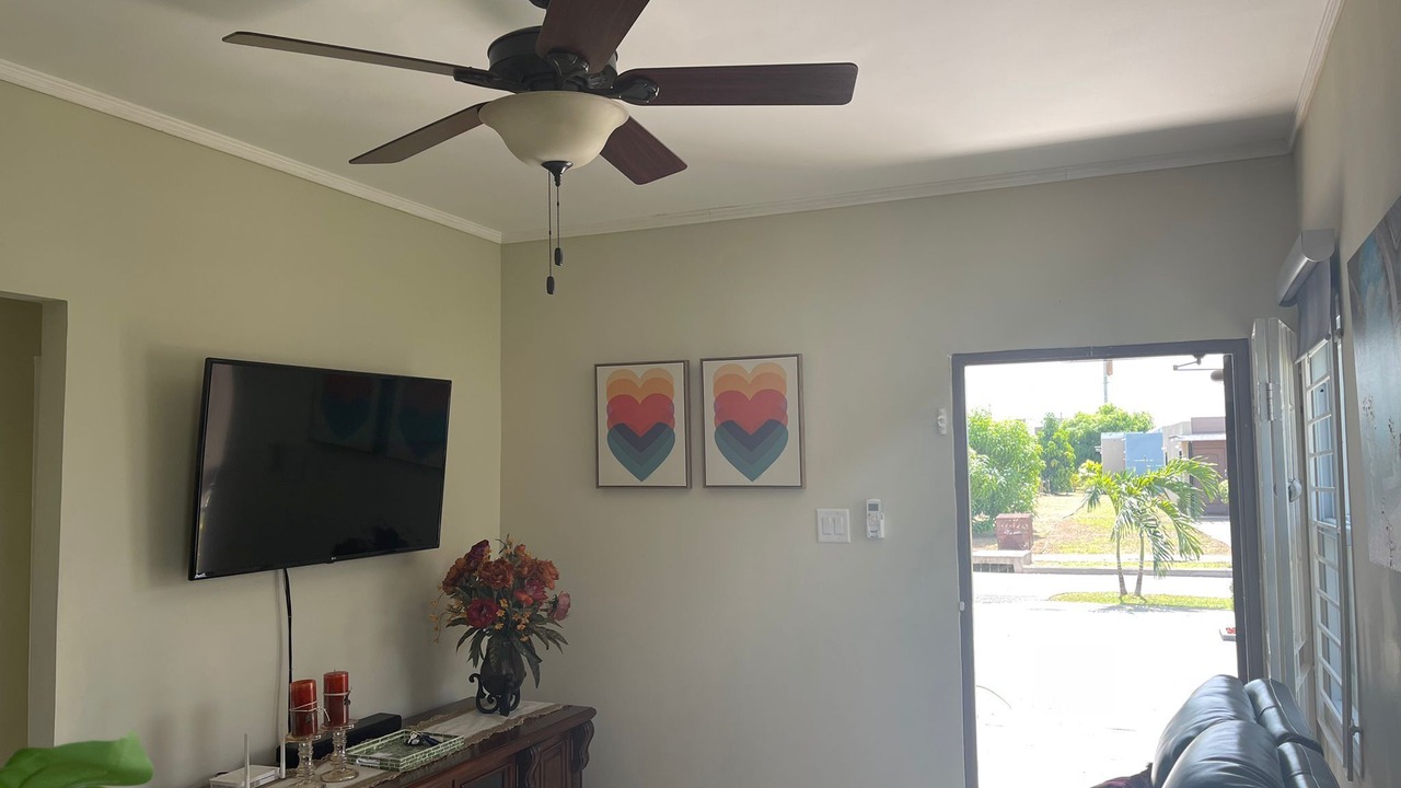 Photo of Livingroom in Spanish Town