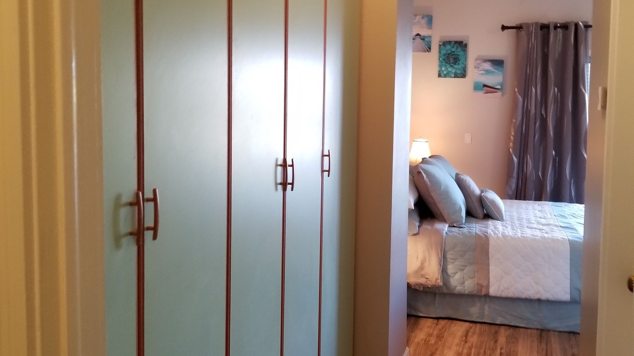 Photo of Bedroom in Bahamia West