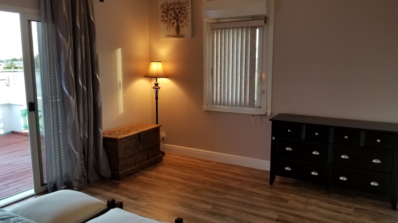 Photo of Bedroom in Bahamia West