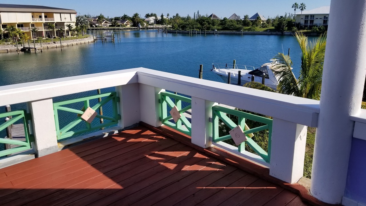 Photo of Patio Balcony in Bahamia West