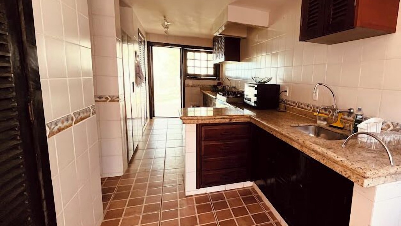Photo of Kitchen in Praia Rasa