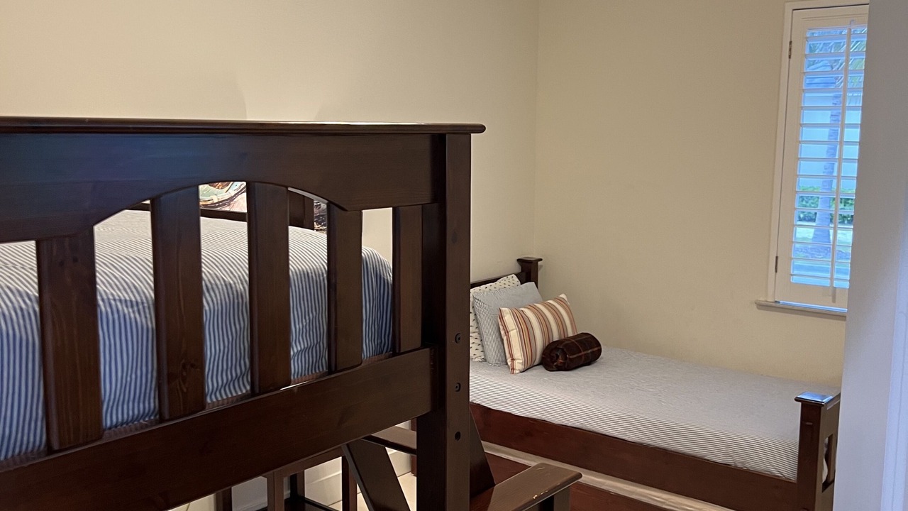 Photo of Bedroom in Alice Town