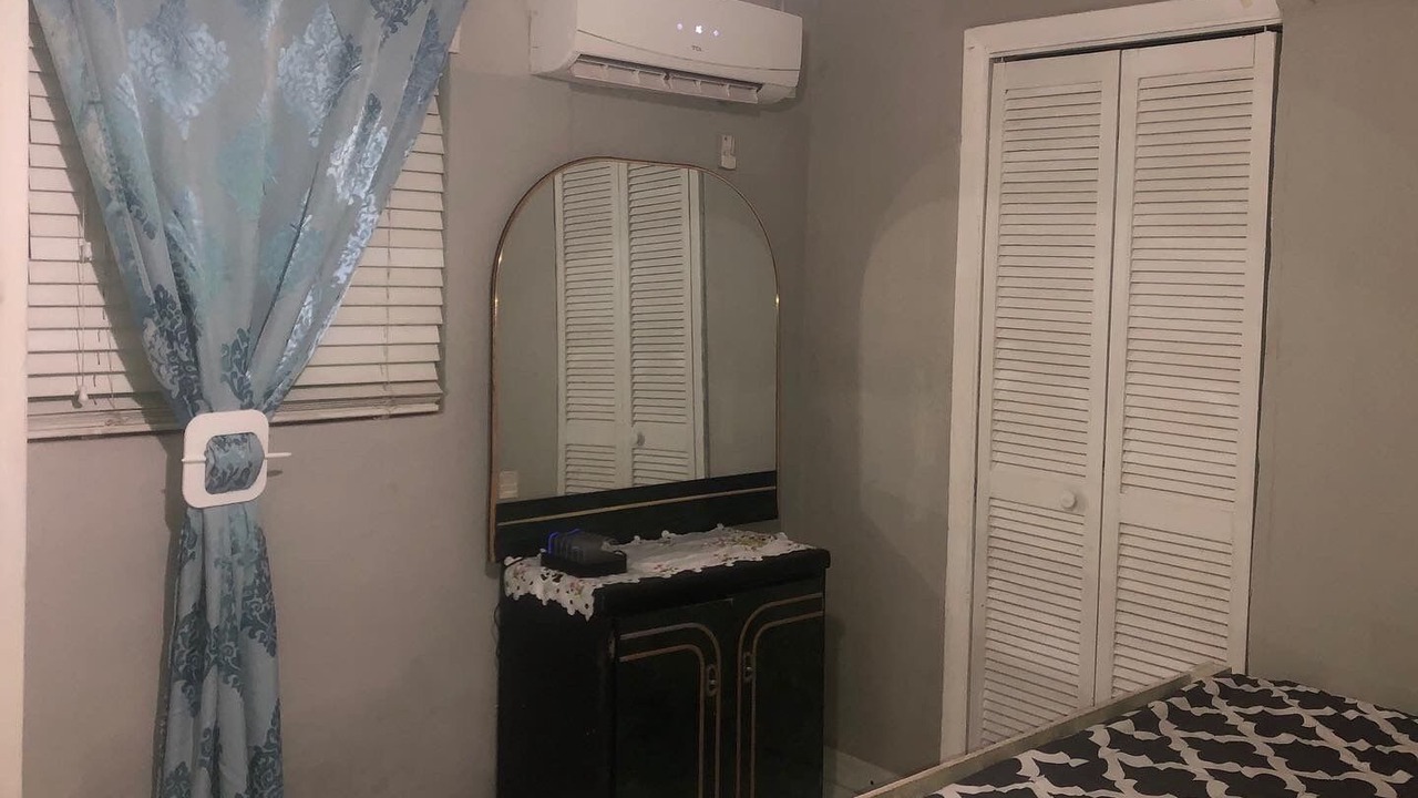 Photo of Bedroom in Nassau