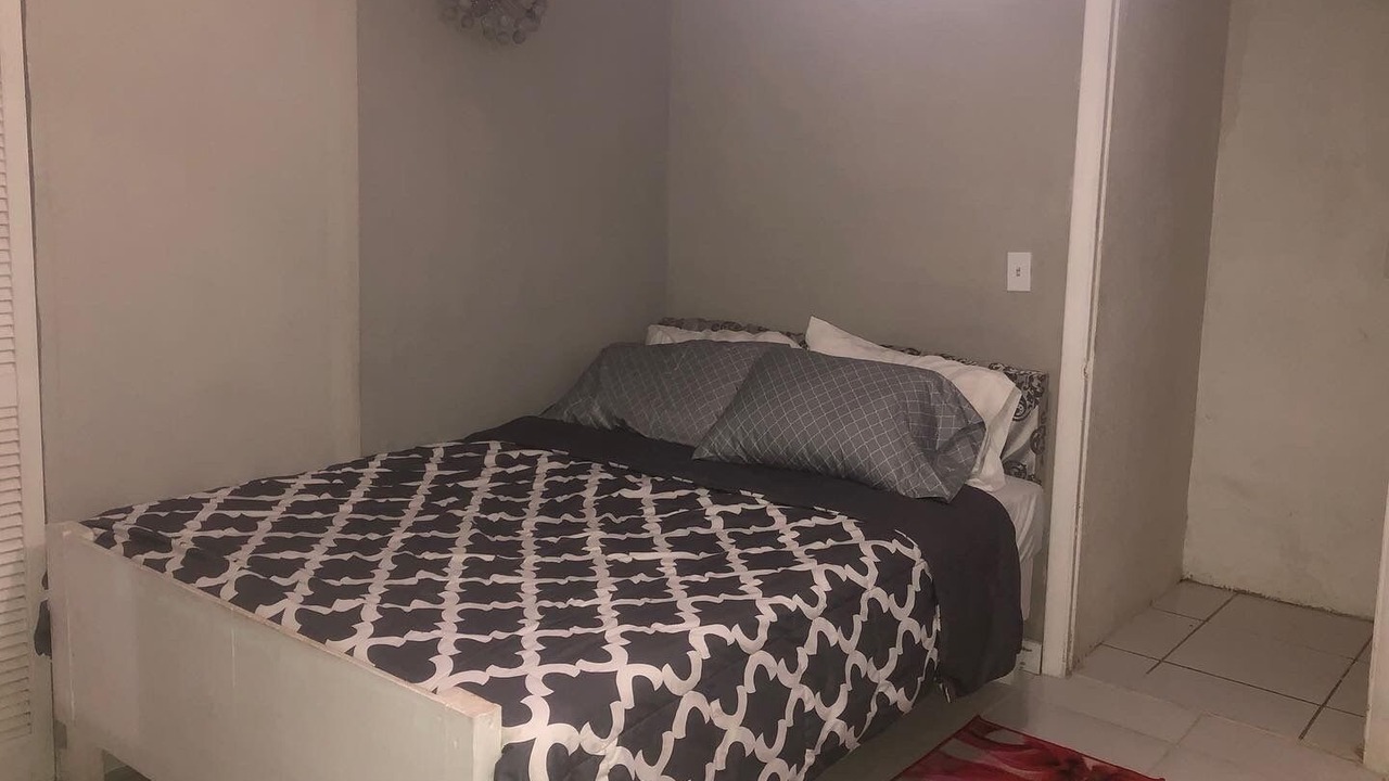 Photo of Bedroom in Nassau