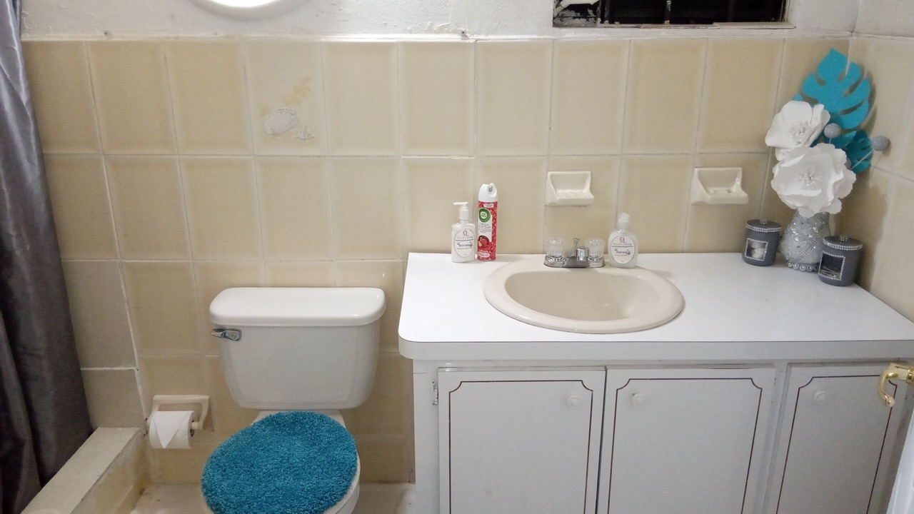 Photo of Bathroom in Nassau