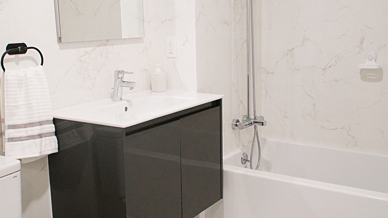 Photo of Bathroom in Homecrest