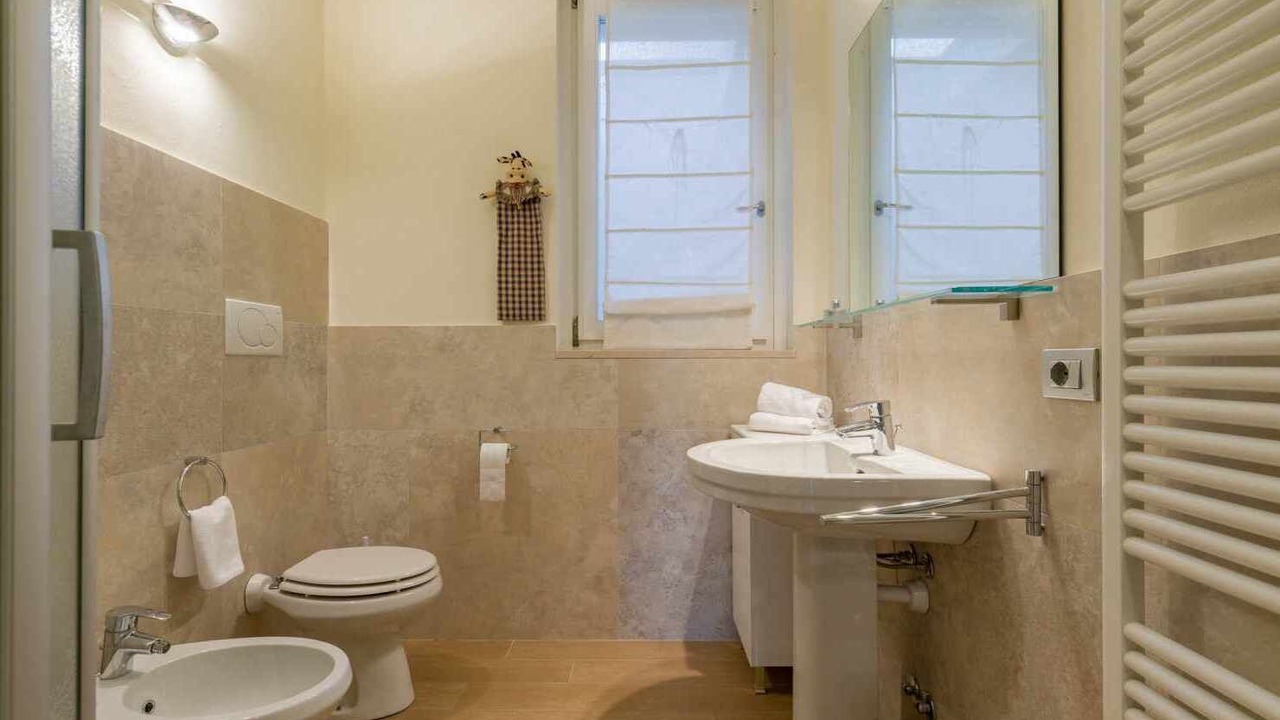 Photo of Bathroom in Torri del Benaco
