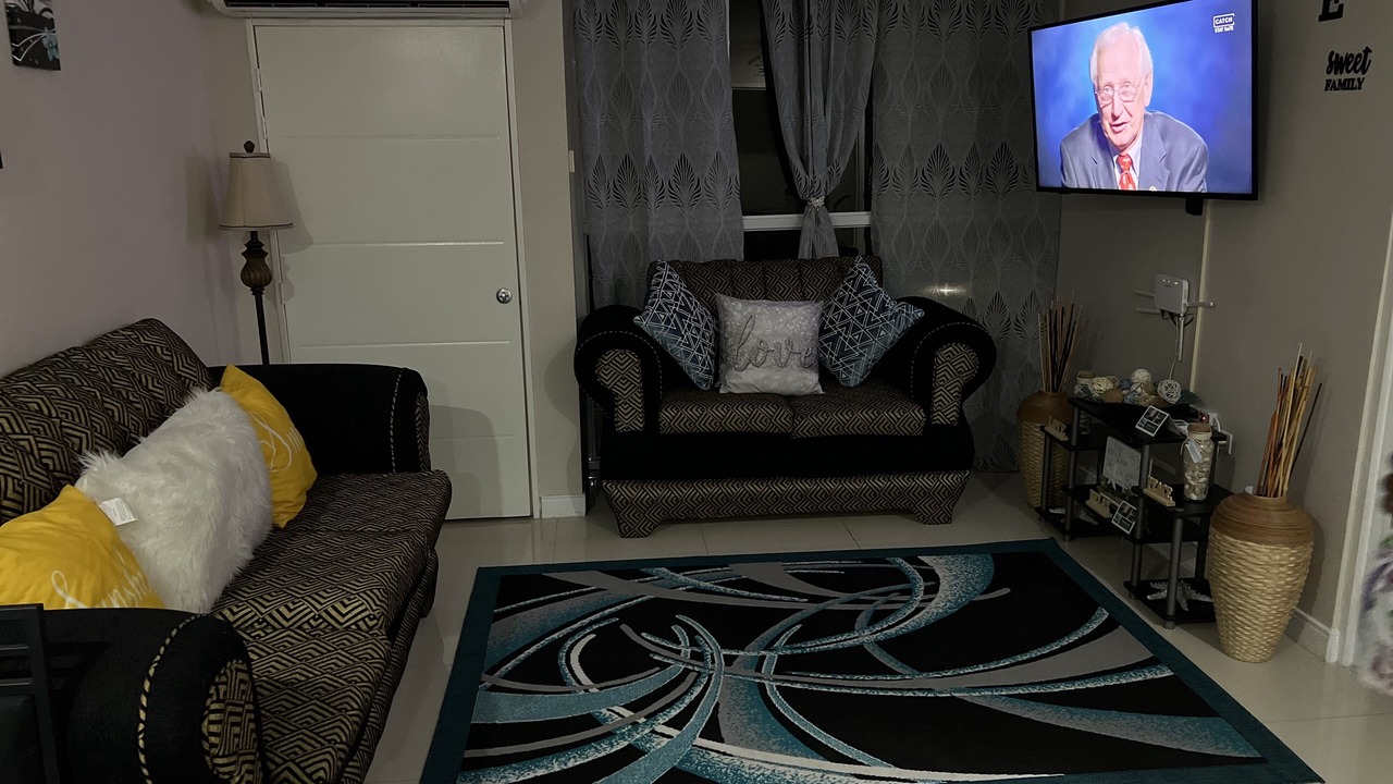 Photo of Livingroom in Portmore