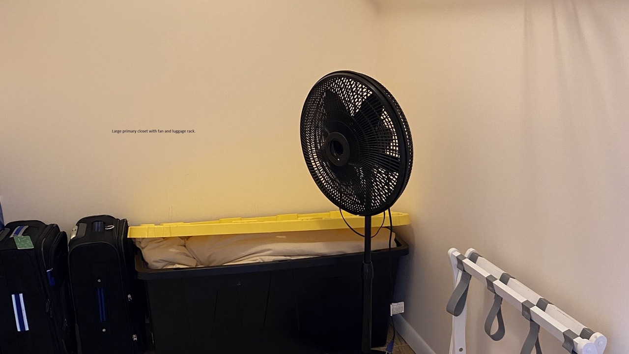 Photo of Bedroom in Spanish Wells