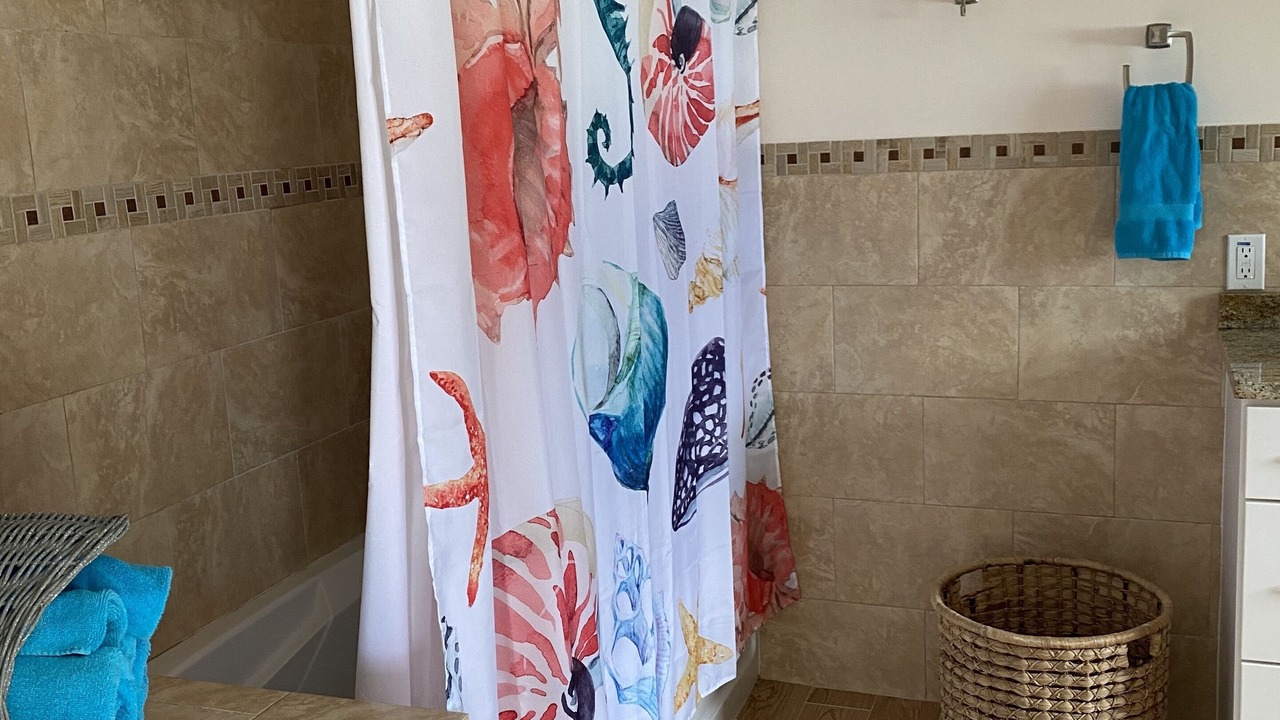 Photo of Bathroom in Spanish Wells
