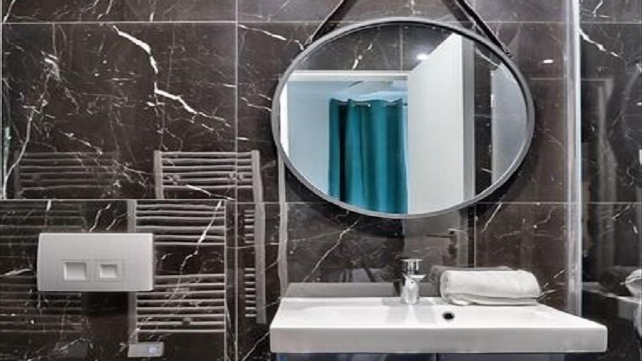 Photo of Bathroom in 10th Arrondissement