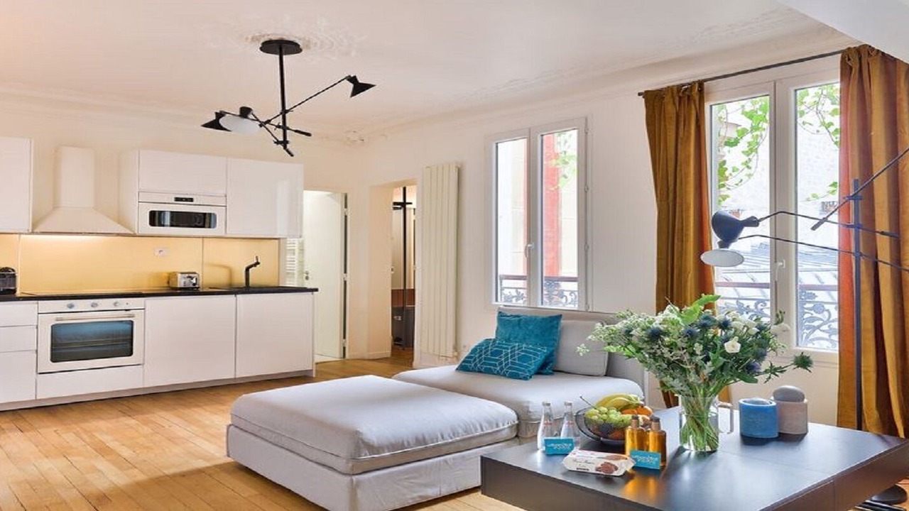 Photo of Livingroom in 10th Arrondissement