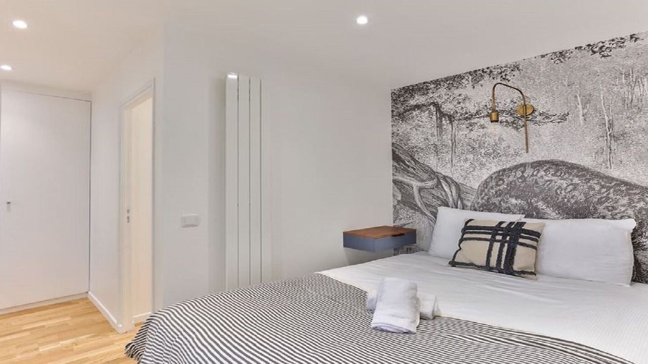Photo of Bedroom in 10th Arrondissement