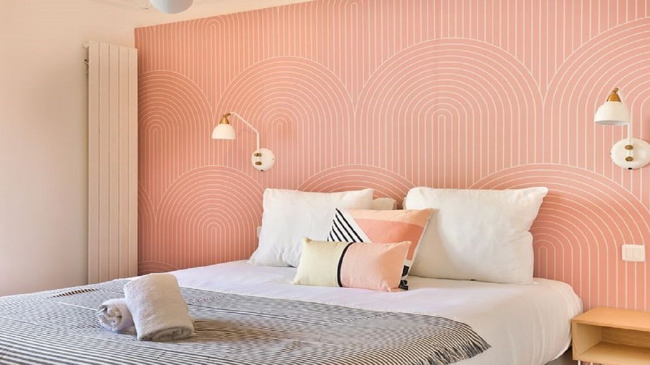 Photo of Bedroom in 10th Arrondissement