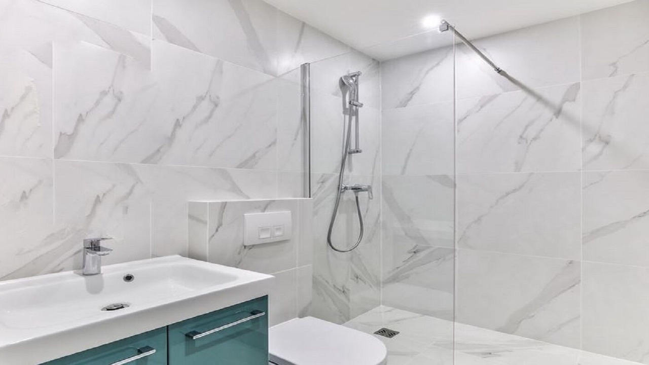 Photo of Bathroom in 10th Arrondissement