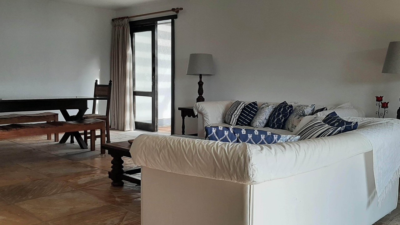 Photo of Livingroom in Pero