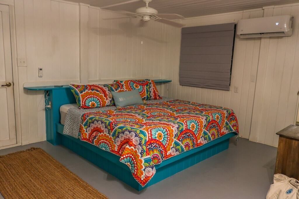 Photo of Bedroom in Lubbers Quarters Cay