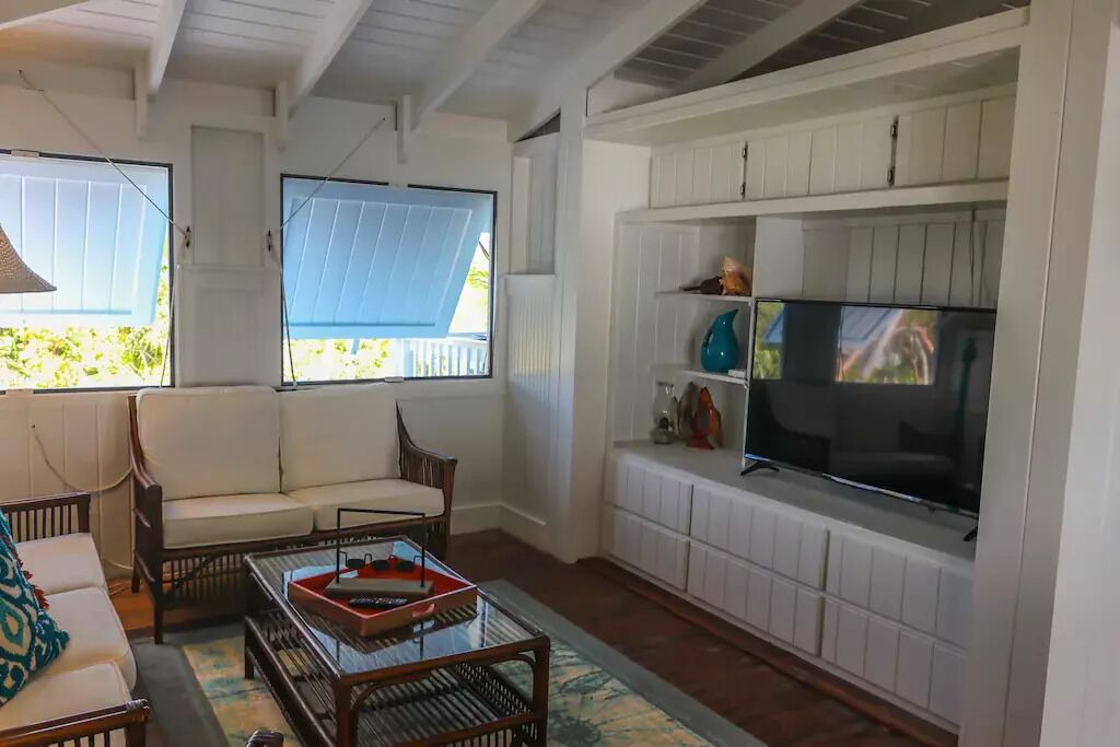 Photo of Livingroom in Lubbers Quarters Cay