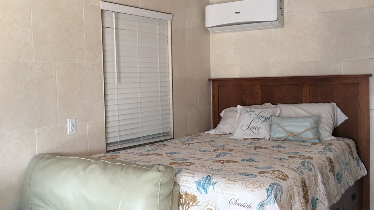 Photo of Bedroom in Treasure Cay