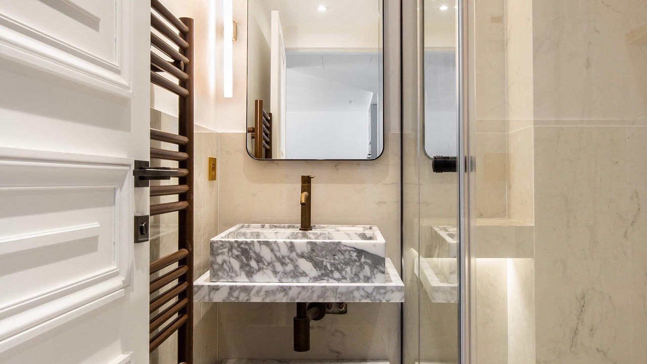 Photo of Bathroom in Pigalle