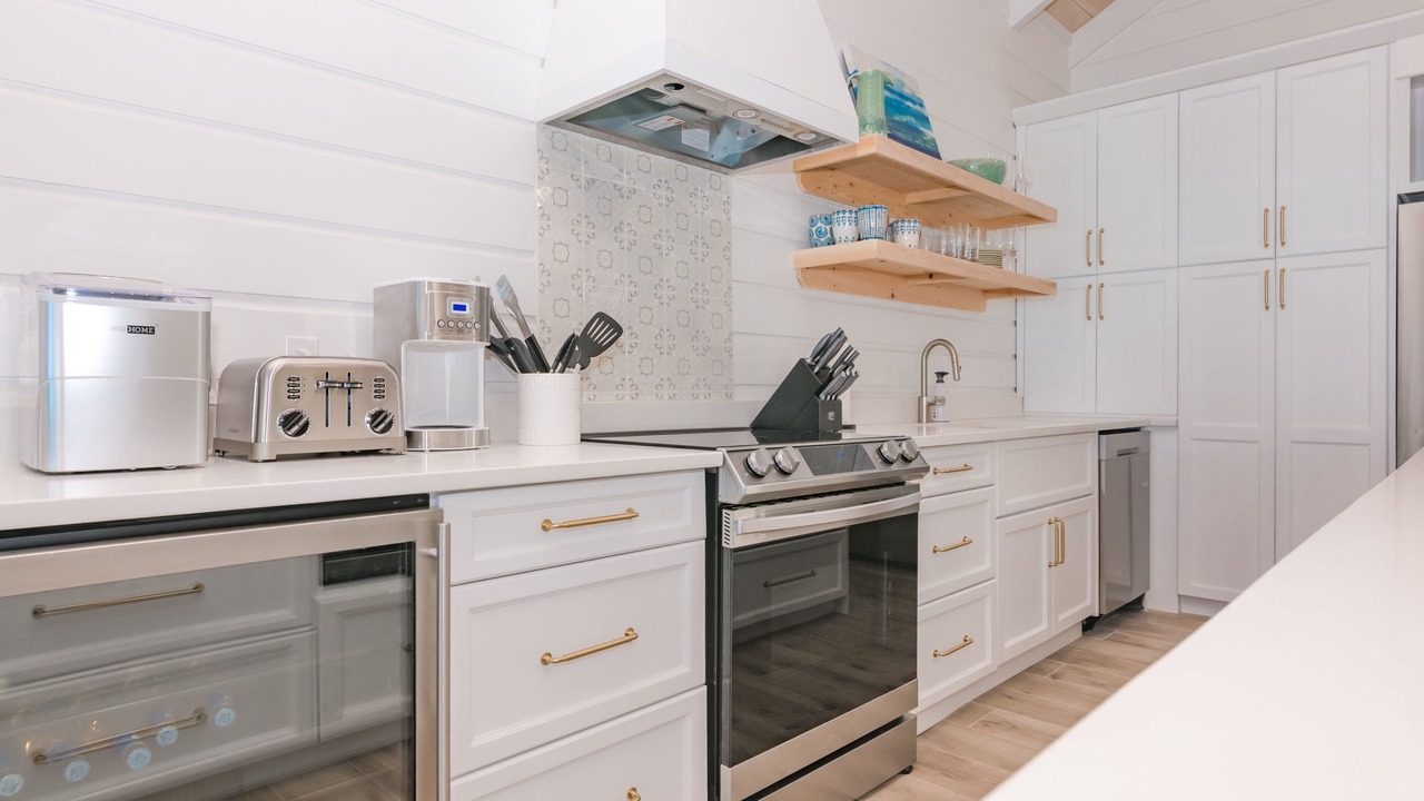 Photo of Kitchen in Tar Bay