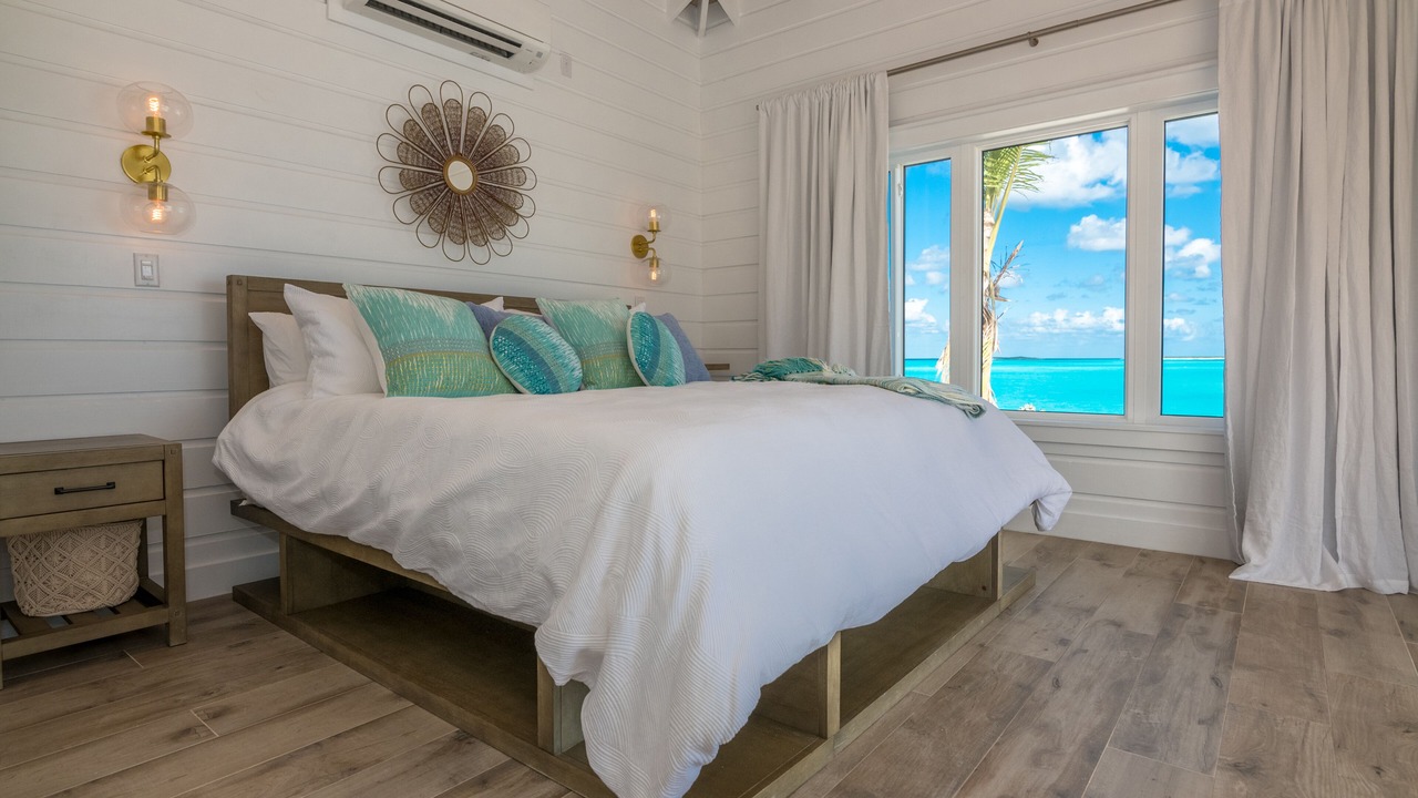 Photo of Bedroom in Tar Bay