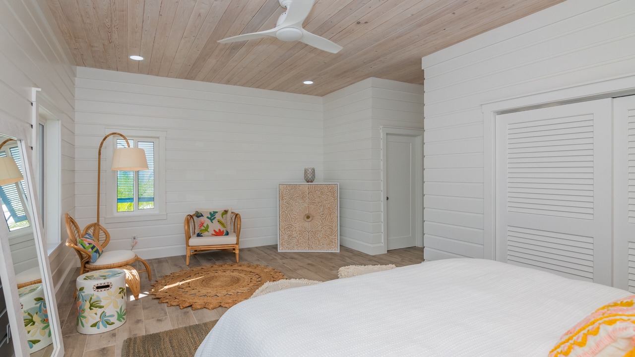 Photo of Bedroom in Tar Bay