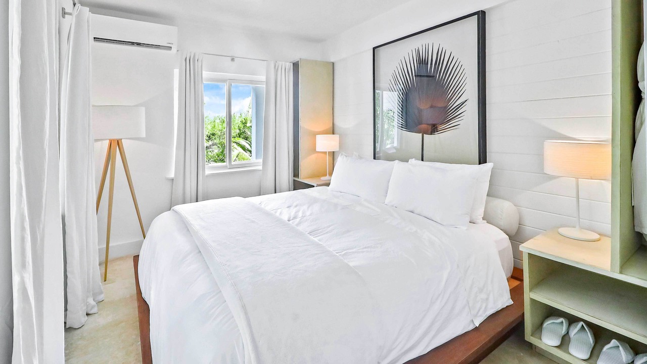 Photo of Bedroom in Gregory Town